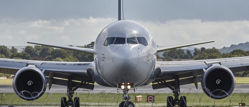 aircraft-994943_960_720